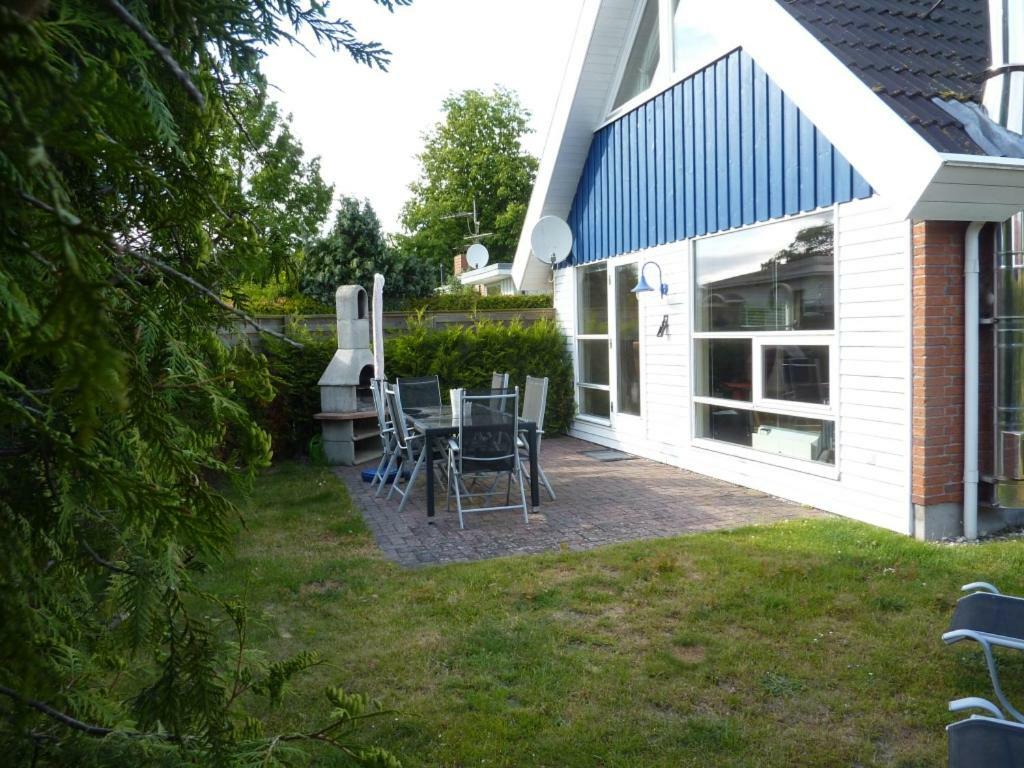 Ferienhauser Lensterstrand エクステリア 写真