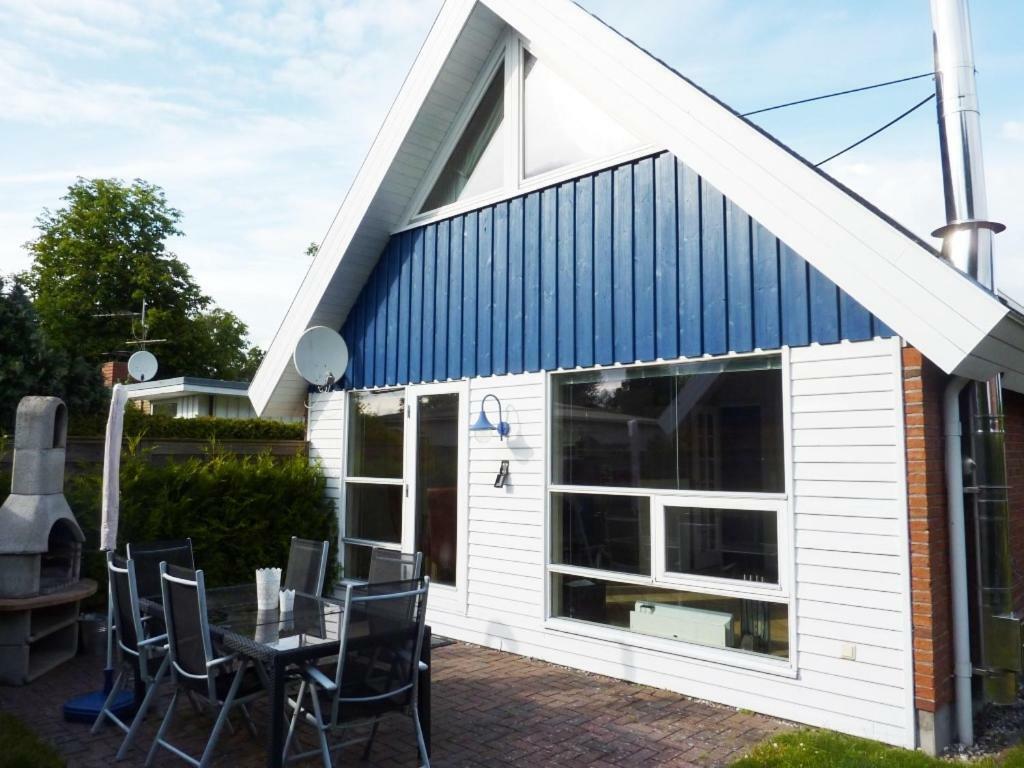Ferienhauser Lensterstrand エクステリア 写真