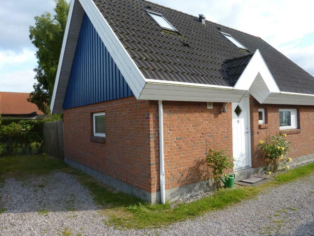 Ferienhauser Lensterstrand エクステリア 写真