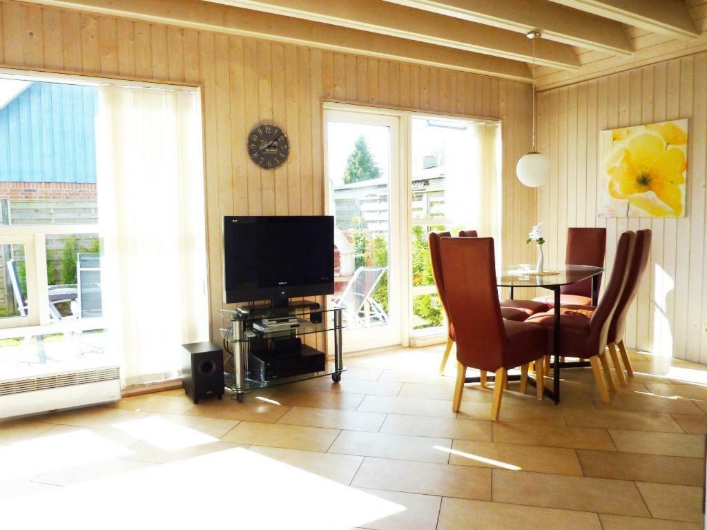 Ferienhauser Lensterstrand エクステリア 写真
